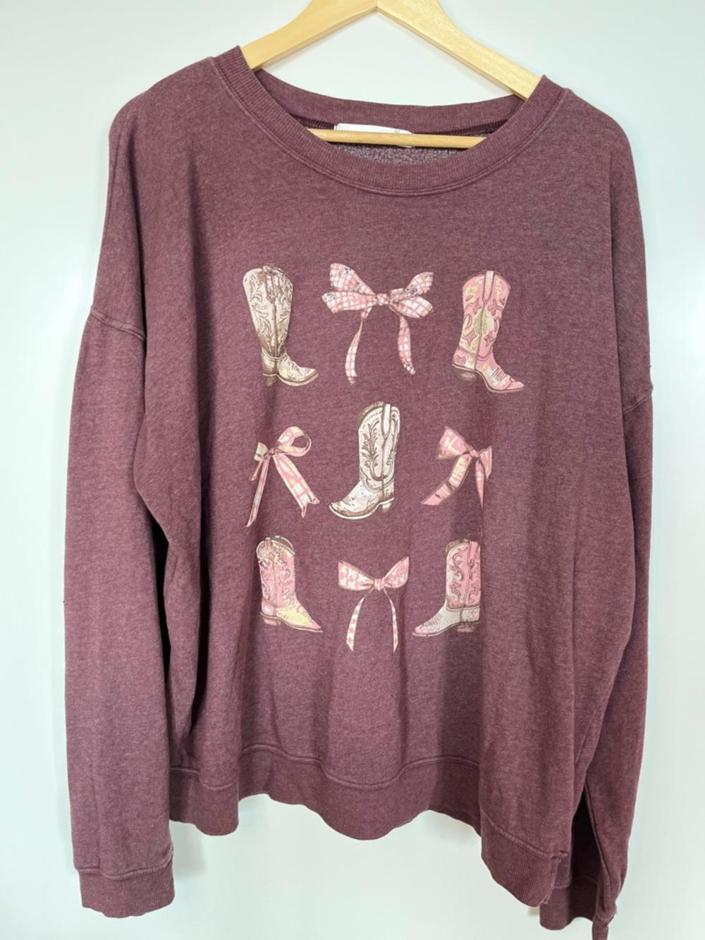 Altar’d State NWT Western Boots & Bows Sweatshirt Mauve Burgundy XL